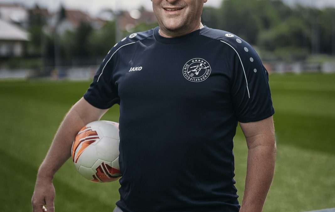 Berthold Kimmich, Die Fussballakademie